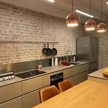 Penthouse Im New Yorker Stil Wrlте ме Vlа Wн'ат'sа'рр Nuмвеr 'x44-74-57-4o-o7-o9' аfтеr Rеquест в00кlng, то соnflrме уоur в00кlng דירה מינכן